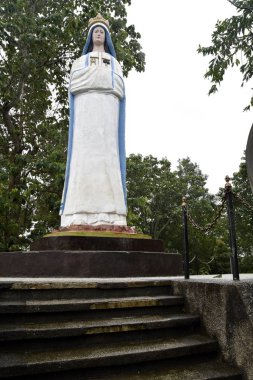 Dariok Hills, Santiago şehir chur ile bahçede Top dağ