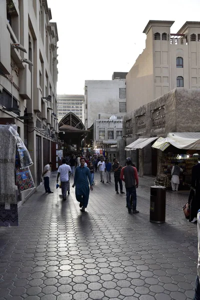 Al Fahidi storico e il quartiere antico di Souq Dubai, Dubai, ONU — Foto Stock