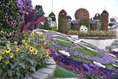 Dubai mucize Garden'da Dünya günü
