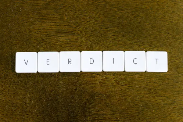 Вердикое Слово Написанное Пластиковой Клавиатуре Темном Фоне — стоковое фото