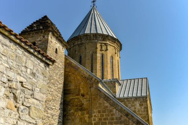 Pasanuri köyündeki Aziz Peter ve Paul Katedrali