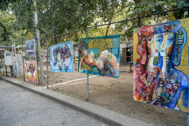 Tiflis, Gürcistan Cumhuriyeti, Tiflis Bit Pazarı veya Kuru Köprü 