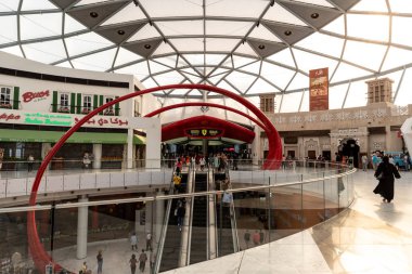 Ferrari Dünya Binası, Abu Dabi, Birleşik Arap Emirlikleri