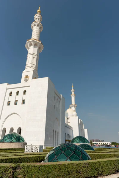 Мечеть Шейха Зайеда, Абу-Даби, Объединенные Арабские Эмираты — стоковое фото