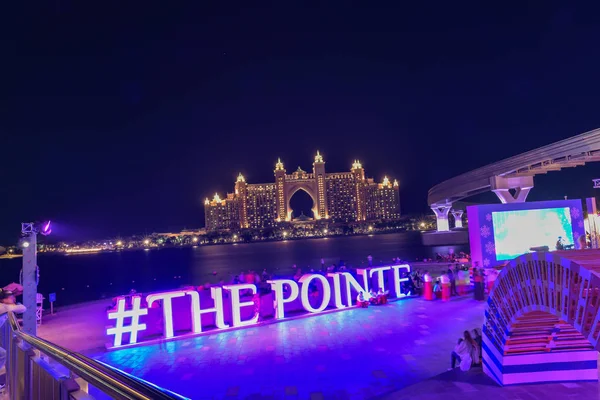 The Pointe área near Atlantis hotel, Dubai, Emiratos Árabes Unidos — Foto de Stock