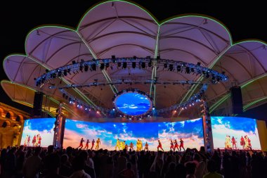 Dubai Global Village gece manzaralı, Dubai, Birleşik Arap Emira