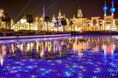 Dubai Global Village gece manzaralı, Dubai, Birleşik Arap Emira
