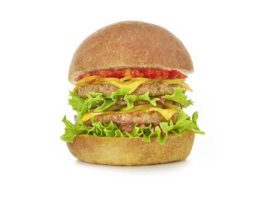 Marullu, domatesli, soğanlı ve beyaz arka planda erimiş peynirli duble burger.