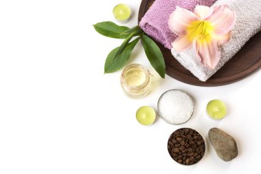 Beyaz arka plan üzerinde Spa ayarı. Kopya alanı.