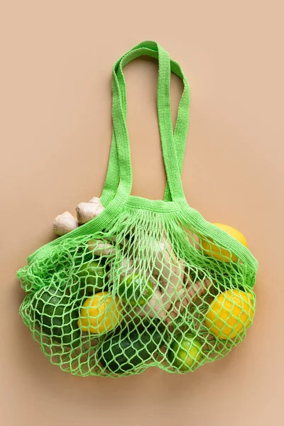 Bolsa Malla Verde Con Productos Concepto Estilo Vida Sostenible Bolsa — Foto de Stock