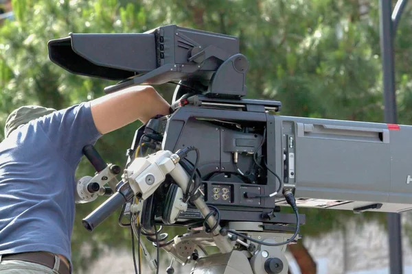 Cameraman in action — Stock Photo, Image