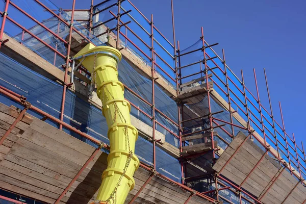 Wall repair of a building — Stock Photo, Image