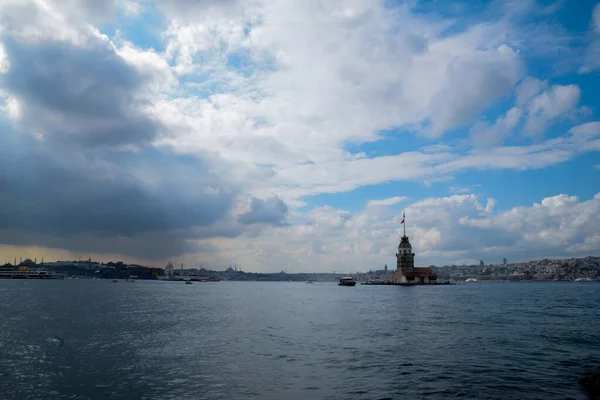 Maiden Tower Kiz Kulesi Floating Tourist Boats Bosphorus Istanbul Maiden — Stock Photo, Image