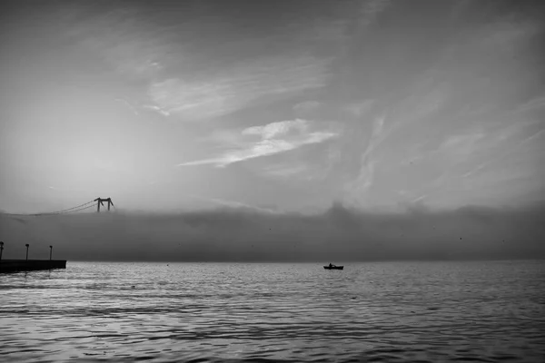 Nebelige Und Neblige Szenerie Von Der Bosporus Brücke Brücke Über — Stockfoto