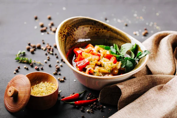 Ensalada de verduras a la parrilla armenia — Foto de Stock