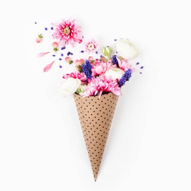 Güzel bahar çiçekleri 