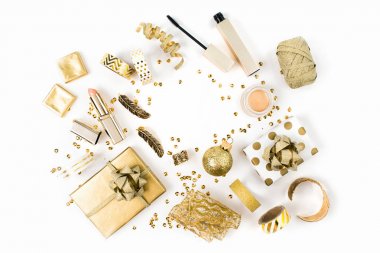 hediye kutuları ve makyaj kozmetik seti