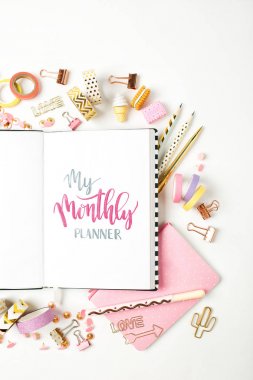 Aylık planlayıcısı ve okul Kırtasiye