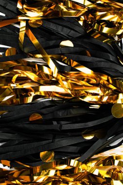 Siyah ve altın Püskül garland fringe