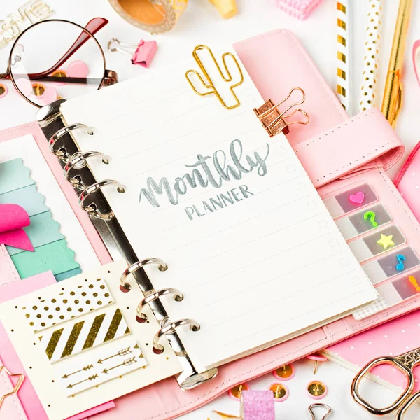 Aylık planlayıcısı ve okul Kırtasiye