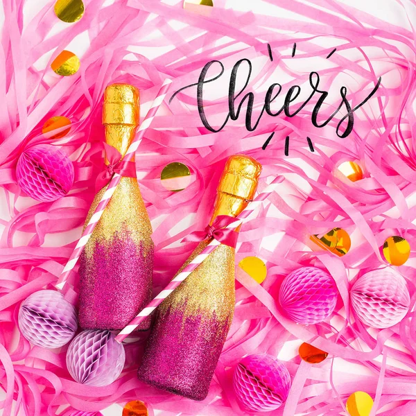 konfeti ve petek topları ile şampanya