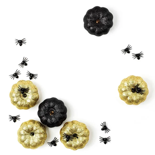 Parlak dekoratif kabaklar ve örümcekler