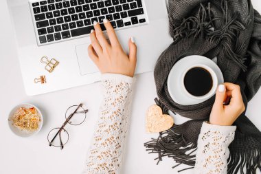 iş kavramı artalan