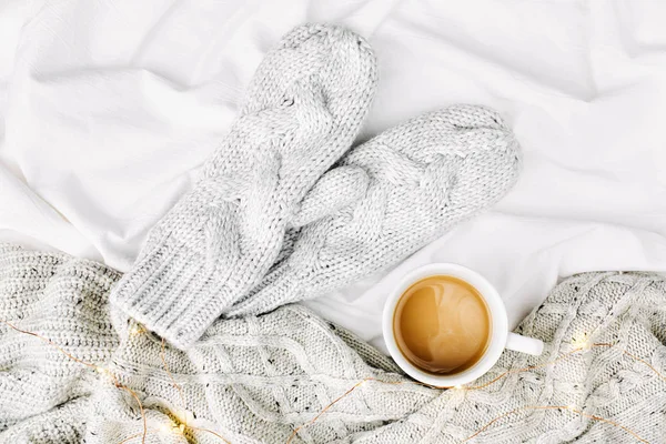 Cup Coffee Bed Warm Plaid Mittens — Stock Photo, Image