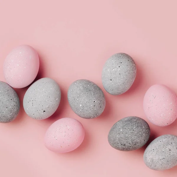 Grupo Huevos Pascua Color Rosa Pálido Gris Sobre Fondo Pastel — Foto de Stock