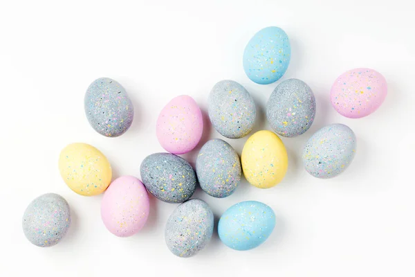 Fondo Con Huevos Pascua Color Rosa Pálido Azul Amarillo Gris — Foto de Stock