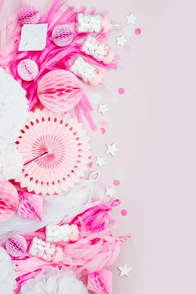 Decorazioni Carta Rosa Bianca Bottiglie Latte Con Caramelle Festa Baby — Foto Stock