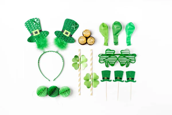 Conjunto Accesorios Para Fiesta San Patricio Decoraciones Papel Verde Dorado —  Fotos de Stock