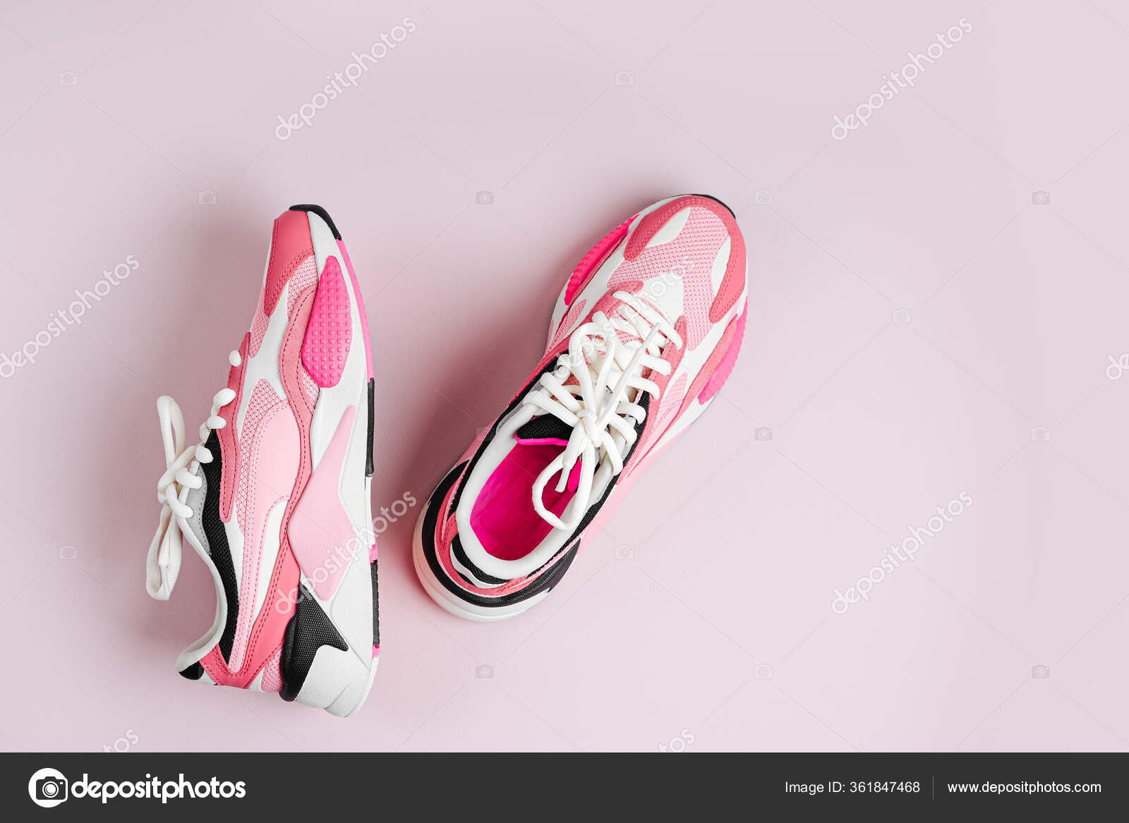 Zapatillas Deporte Mujer Moda Sobre Fondo Rosa Zapatos Deportivos