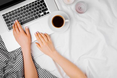 Evde kal, karantina. Evden Çalışmak.