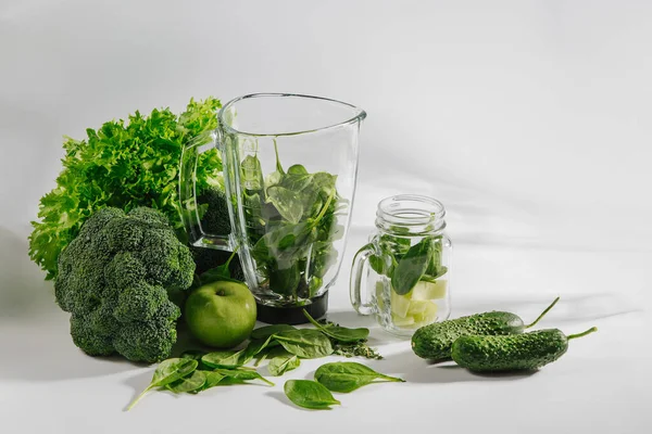 Ingredients Green Smoothies Blender Healthy Food Concept Spinach Green Vegetables — Stock Photo, Image