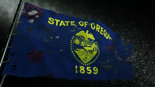 Vlag Van Oregon Gescheurd Gemerkt Met Het Virus Van Covid — Stockvideo