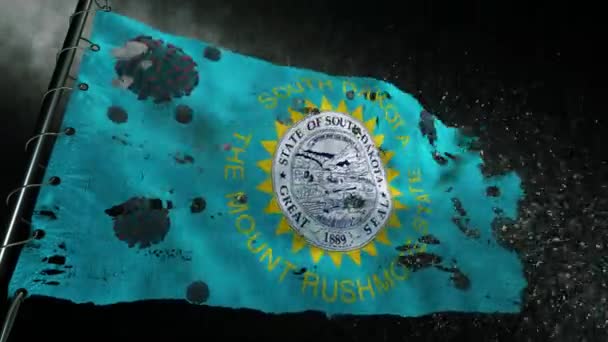 Флаг Южной Дакоты Порван Отмечен Вирусом Ковид Корона — стоковое видео