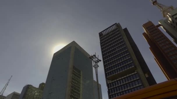 Sao Paulo Brasil Julho 2017 Pessoas Caminham Avenida Paulo Dia — Vídeo de Stock