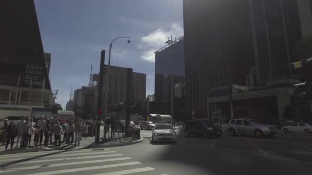 Sao Paulo Brazil Juli 2017 Mensen Lopen Paulo Avenue Een — Stockvideo