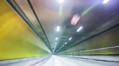 Sao Paulo - 19 Temmuz 2015 Brezilya 'nın en büyük şehri Timelapse, hiç uyumayan bir metropol. Merkezde, tiyatrolarda, caddelerde ve bu güzel şehrin işlek caddelerinde geziniyorum.