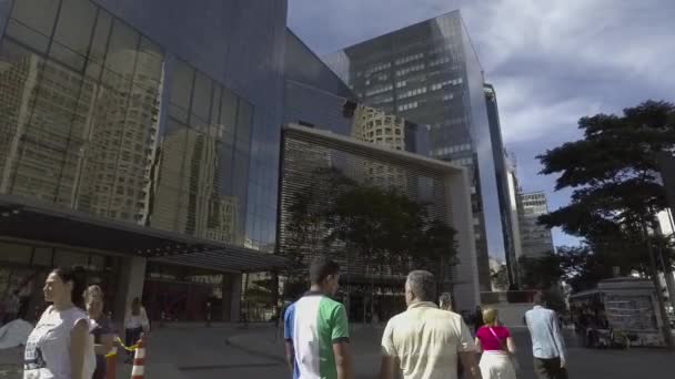 Sao Paulo Brazil Juli 2017 Människor Går Paulo Avenue Solig — Stockvideo