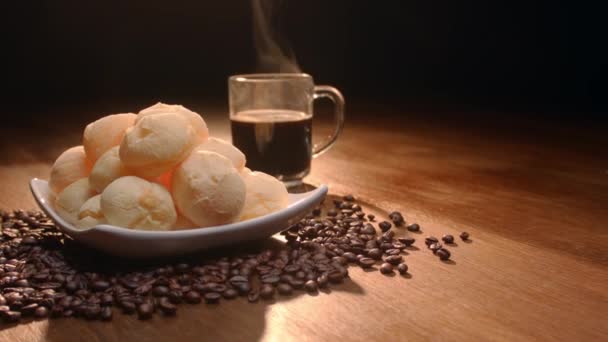 Pan Queso Brasileño Mesa Desayuno Con Pan Queso Café Azúcar — Vídeo de stock