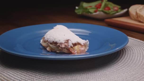 マグロ トマト 玉ねぎとブラジルのタピオカ — ストック動画