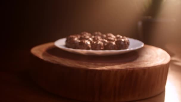 Tradicional Caramelo Fiesta Brasileño Chocolate Brigadeiro — Vídeo de stock
