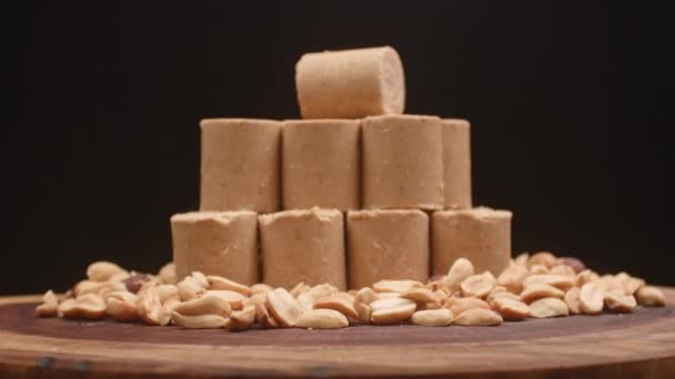 Eine Traditionelle Brasilianische Süßigkeit Namens Paoca Aus Erdnüssen Gemacht — Stockvideo
