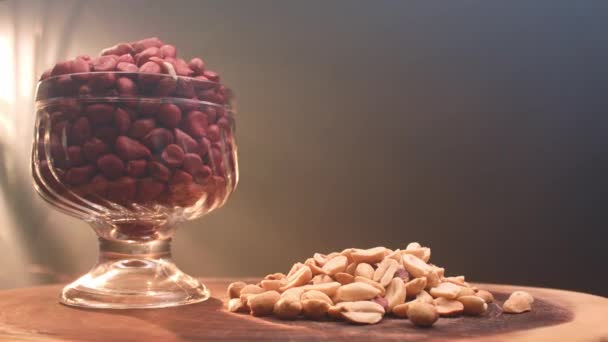 Amendoins Uma Tigela Vidro — Vídeo de Stock