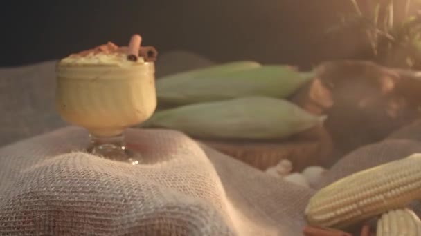 Doce Brasileiro Tradicional Chamado Curau Feito Com Milho — Vídeo de Stock