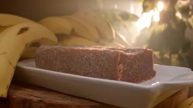 Tipik bir Brezilya yemeği, Bananada. Bol şekerli.