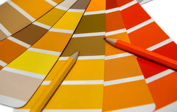 Livro de amostra de cores com lápis — Fotografia de Stock