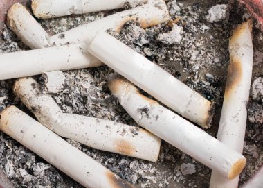 Duman sigara kül tablası